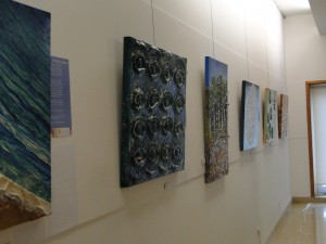 Várias telas exposição