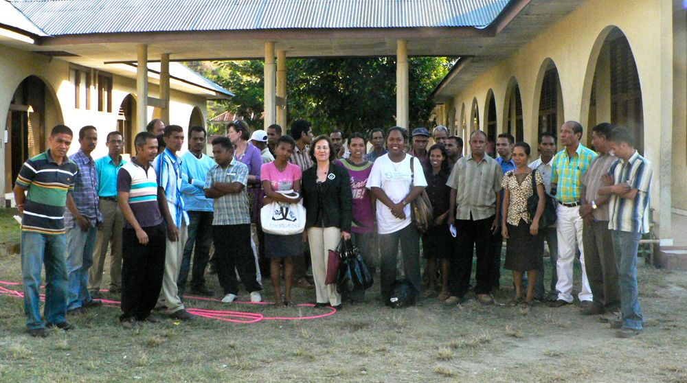 2009, julho,  reunião com professores Timorenses, Timor Leste 