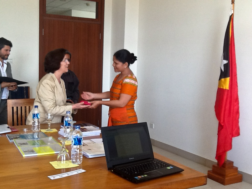 2014, maio, reunião com Primeira-Dama, Dra. Isabel Costa Ferreira, Díli, Timor-Leste